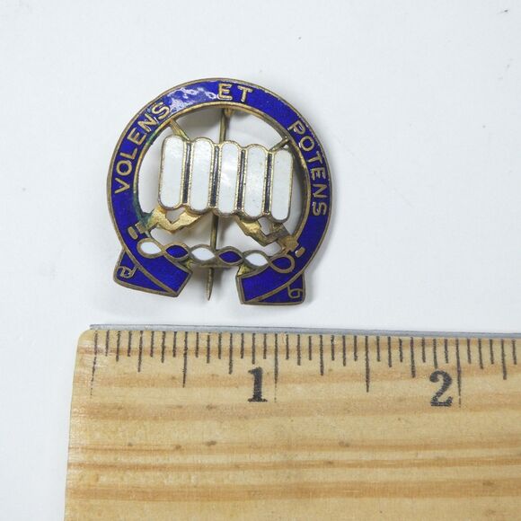 US Army 7th Infantry Pin Volens Et Potens Vintage Blue White Enamel Insignia - Picture 5 of 6